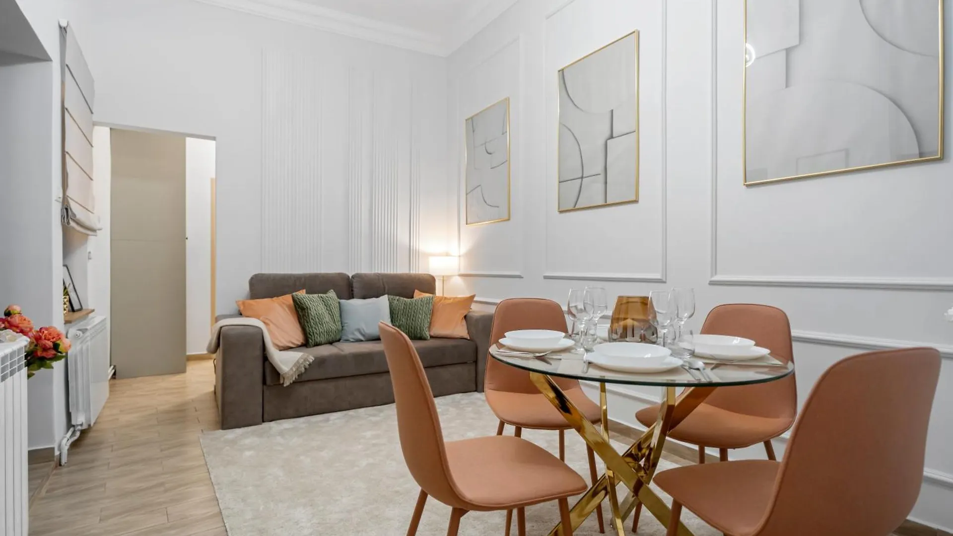 Zen Central Apartment With Self Check-In & Private Parking Bukurešť