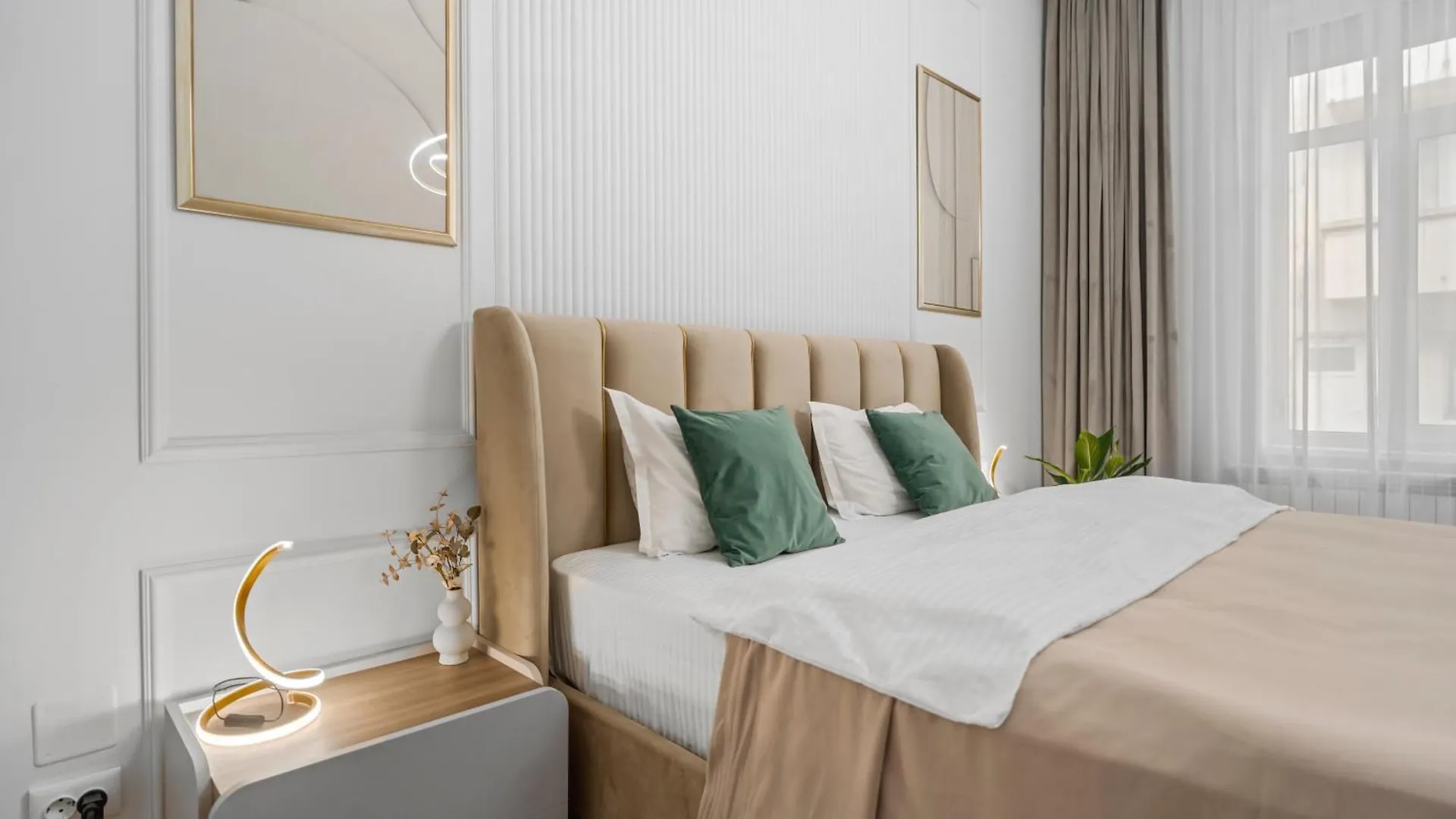 Zen Central Apartment With Self Check-In & Private Parking Bukurešť