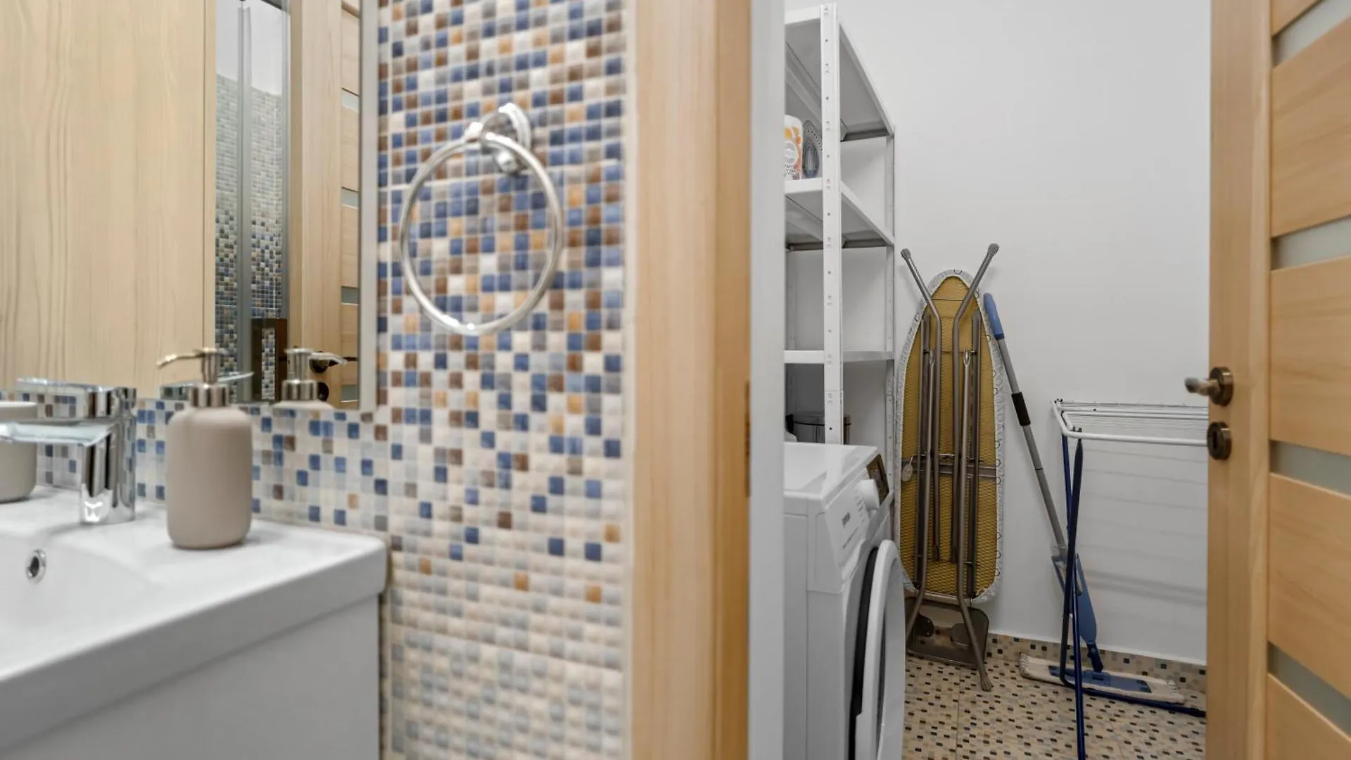Zen Central Apartment With Self Check-In & Private Parking Bukurešť Rumunsko