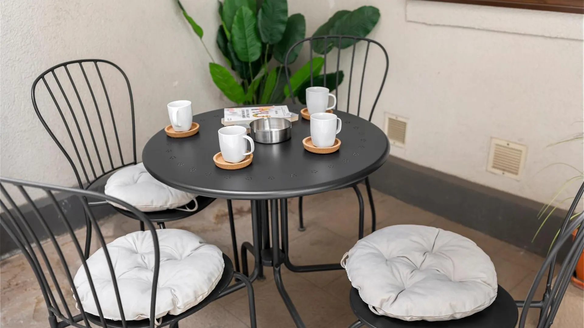 Zen Central Apartment With Self Check-In & Private Parking Bukurešť 0*,