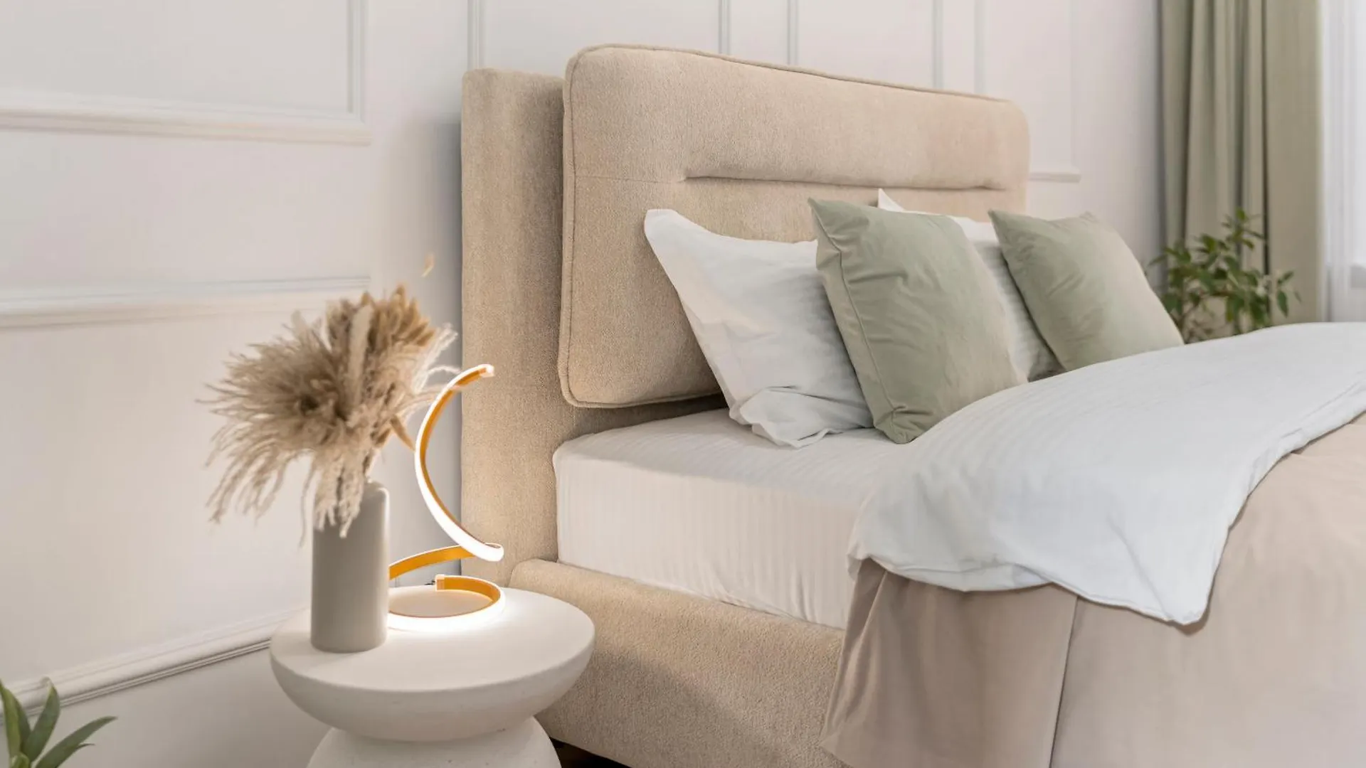 Zen Central Apartment With Self Check-In & Private Parking Bukurešť