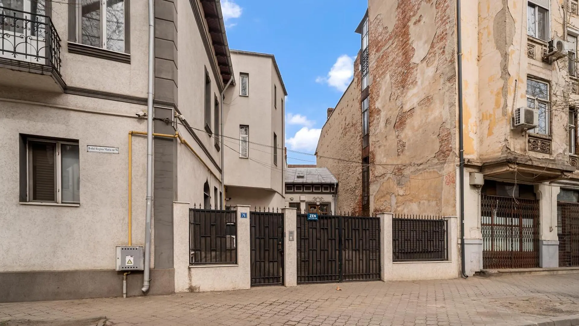 Zen Central Apartment With Self Check-In & Private Parking Bucharest Romania