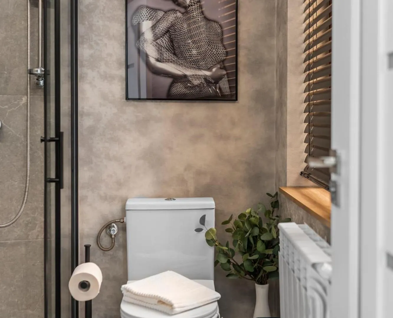 Zen Central Apartment With Self Check-In & Private Parking Bucharest
